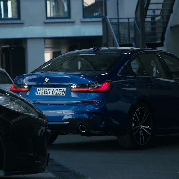 BMW Серија 3 Седан, M Performance делови. Четвртински преден поглед на BMW Серија 3 Седан со M Performance делови.
