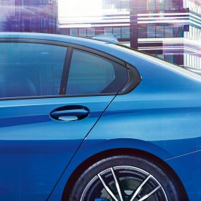 BMW Серија 3 Седан, Хофмајстер завој. Страничен детален поглед на задниот прозорец со Hofmeister свијок.