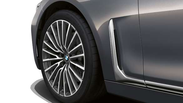 BMW Серија 7 Седан Аir Breather BMW Серија 7 Седан: крупен кадар на Аir Breather