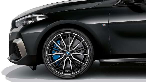 M Sport сопирачки BMW M235i xDrive Gran Coupé M Sport сопирачки BMW M235i xDrive Gran Coupé Black Sapphire металик F44