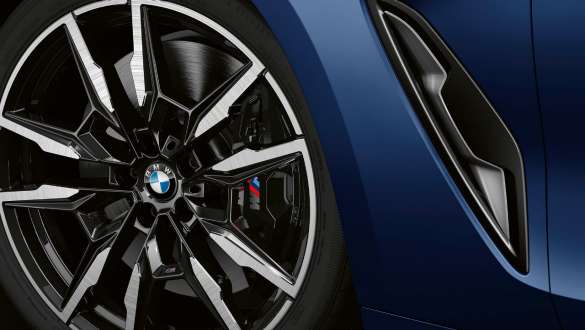 M Sport сопирачки BMW M850i xDrive Gran Coupé G16 LCI Facelift 2022 BMW M850i xDrive Gran Coupé G16 LCI Facelift 2022 M Sport сопирачки одблизу