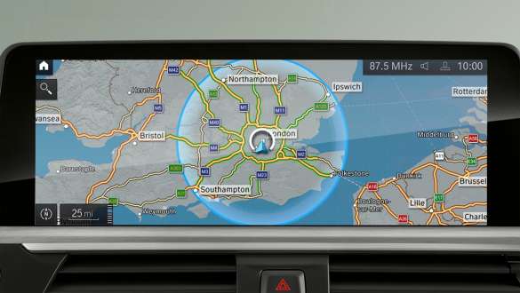 Plug-in хибрид BMW X1 xDrive25e F48 LCI систем за навигација Plug-in хибрид BMW X1 xDrive25e F48 LCI систем за навигација одблиску