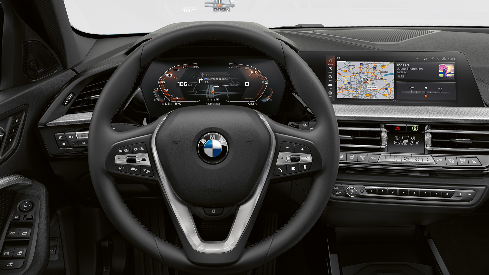 Спортски кожен управувач. BMW Серија 1 модел Luxury Line, кокпит со спортски кожен управувач.