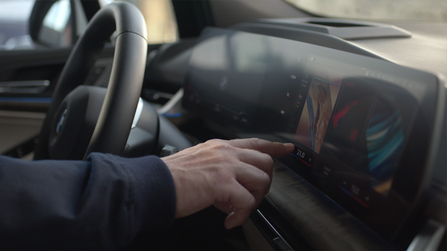 BMW Серија 2 Active Tourer U06 2021 BMW контрола на допир