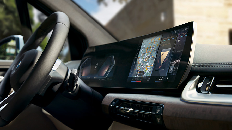 BMW Серија 2 Active Tourer U06 2021 BMW iDrive BMW Operating System 8 поглед одблизу BMW Curved Display