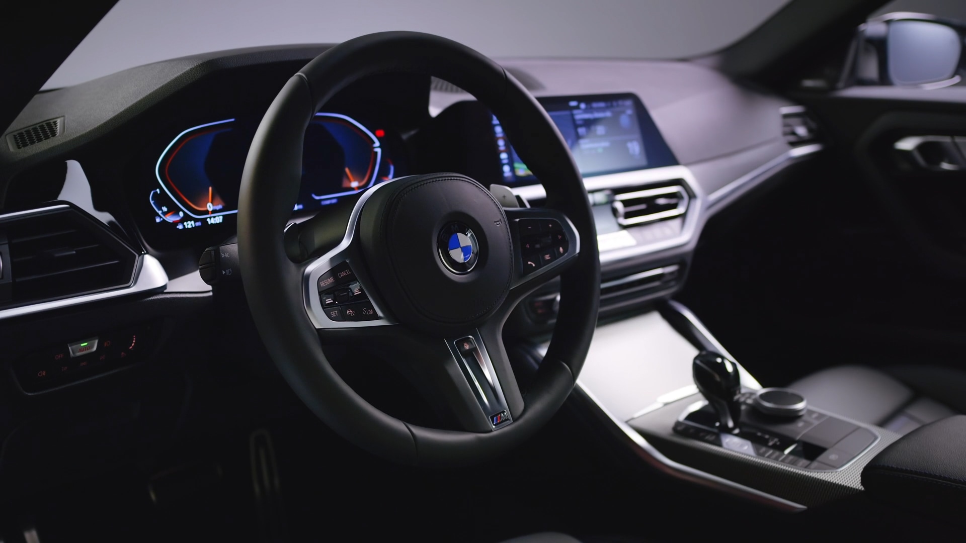 Атрибути на внатрешноста на BMW Серија 2 Coupé. Атрибути на внатрешноста на BMW Серија 2 Coupé.