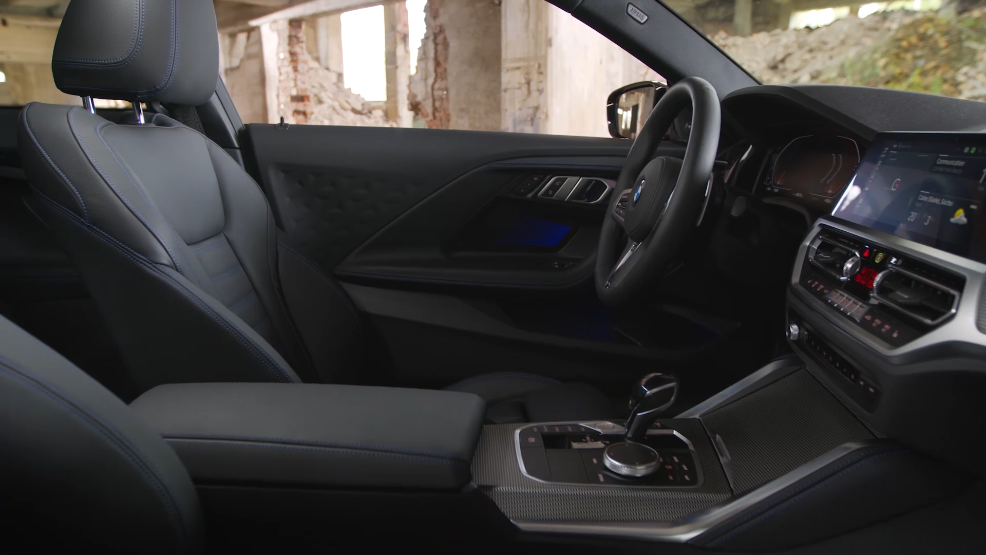BMW Серија 2 Coupé G42 2021 дизајн на внатрешност во видео BMW Серија 2 Coupé G42 2021 дизајн на внатрешност во видео
