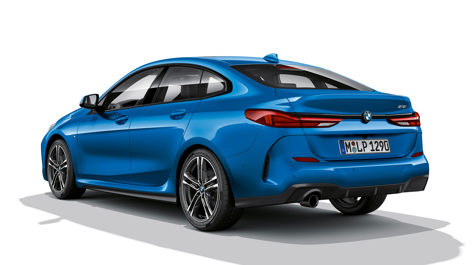 BMW Individual high-gloss Shadow Line BMW 2 Series Gran Coupé Модел M Sport BMW Individual high-gloss Shadow Line BMW 2 Series Gran Coupé Модел M Sport Misano Blue металик F44 три-четвртини страничен поглед
