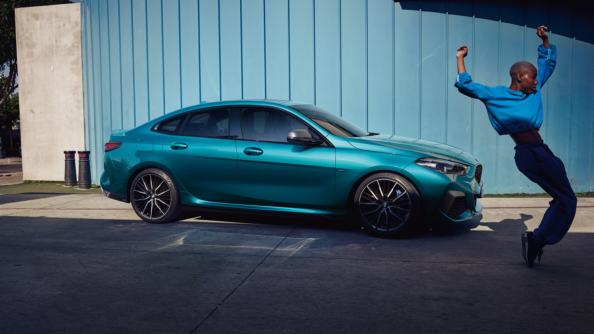 Атрактивна coupé силуета BMW Серија 2 Gran Coupé Атрактивна coupé силуета BMW Серија 2 Gran Coupé Snapper Rocks Blue металик F44 страничен поглед