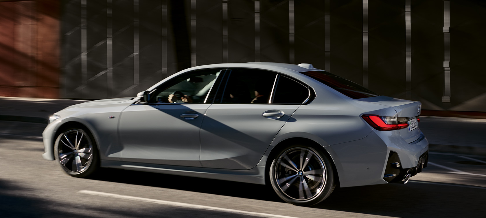 BMW Серија 3 Седан LCI G20 надворешен дизајн видео BMW Серија 3 Седан LCI G20 надворешен дизајн видео