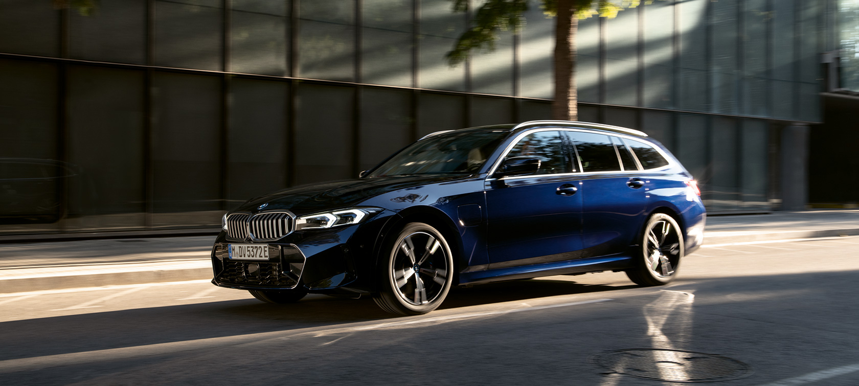 BMW Серија 3 Touring LCI G21 дигитални технологии видео BMW Серија 3 Touring LCI G21 дигитални технологии видео