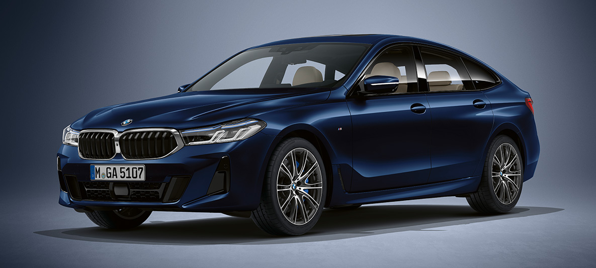 BMW Individual paint finish Tansanite blue metallic BMW 6 Series Gran Turismo G32 2020 BMW Individual paint finish Tansanite blue metallic BMW 6 Series Gran Turismo G32 2020 three-quarter front view standing
