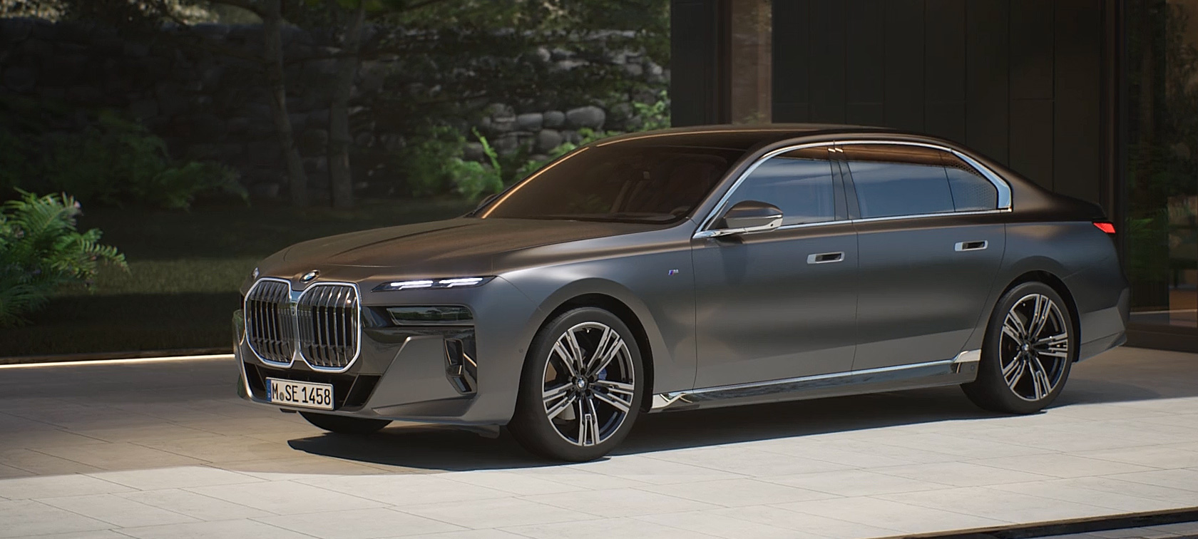 BMW Серија 7 Седан G70 ICE 740i M спорт пакет атрибути на надворешноста BMW Серија 7 Седан G70 ICE 740i M спорт пакет, Frozen Deep gray сива металик боја, 21" M тркала од лесна легура со ѕвездени фелни стил 908 атрибути на надворешноста
