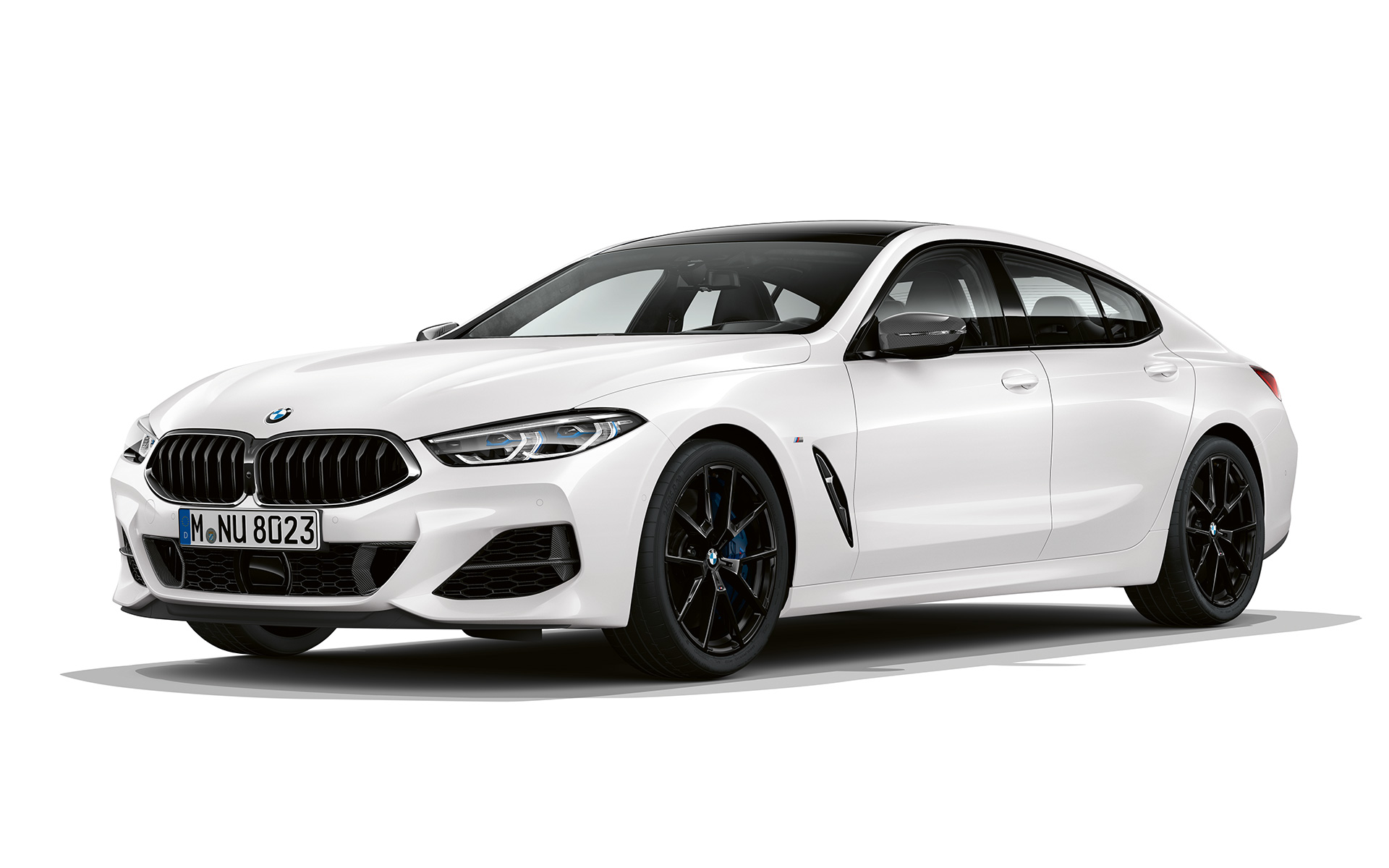 Pure Contrast, тричетвртински приказ однапред BMW серија 8 Gran Coupé, Pure Contrast тричетвртински приказ однапред