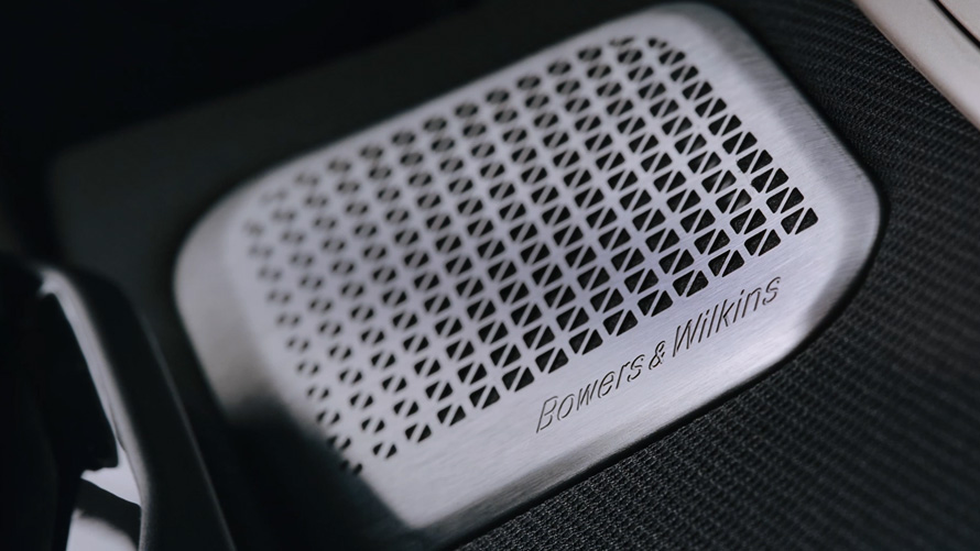 BMW iX i20 електричен SUV Bowers & Wilkins Diamond Surround Sound System видео BMW iX i20 2021 електричен SUV Bowers & Wilkins Diamond Surround Sound System видео