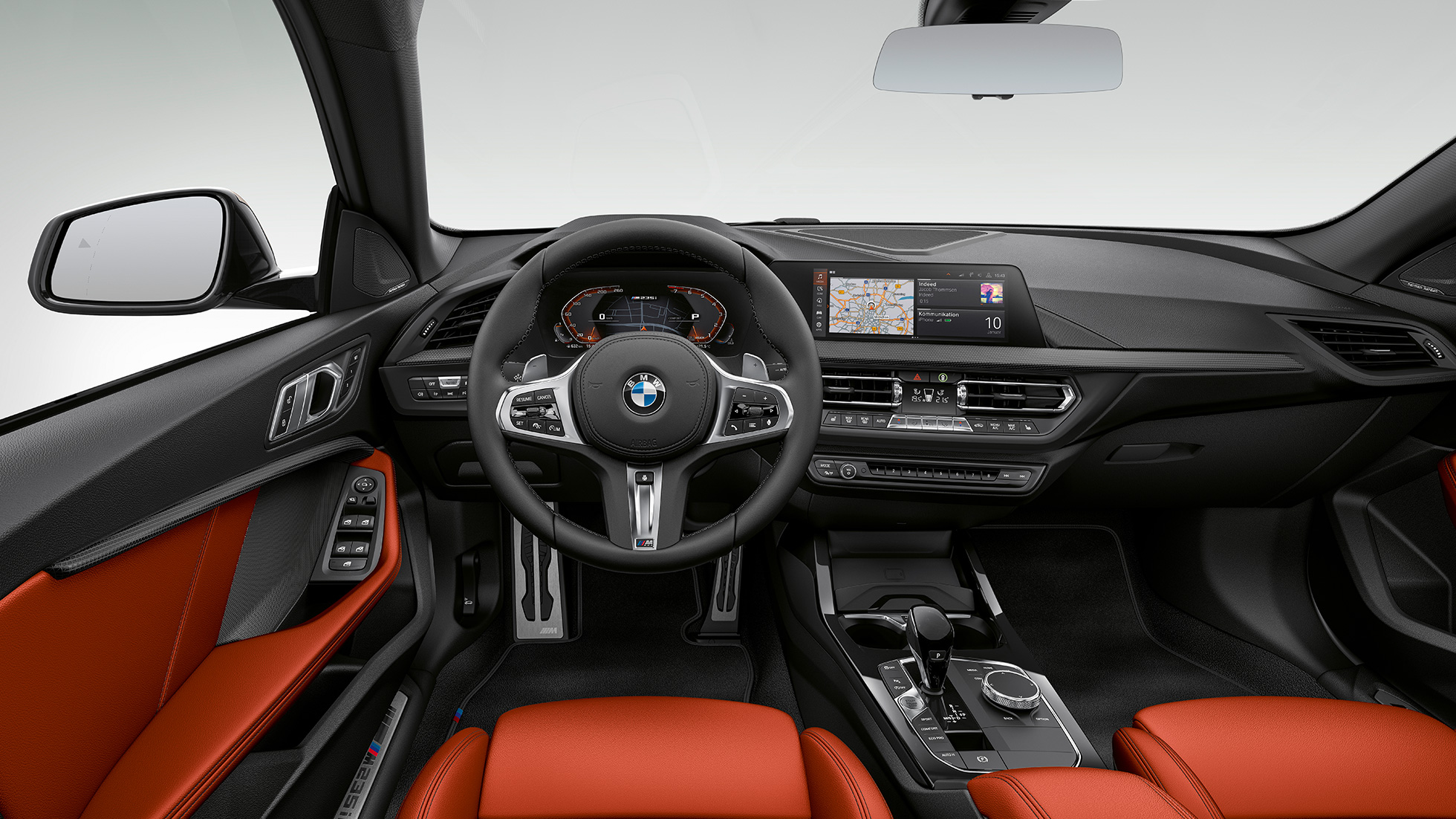 Ентериер дизајн BMW M235i xDrive Gran Coupé Ентериер дизајн BMW M235i xDrive Gran Coupé 2020 F44