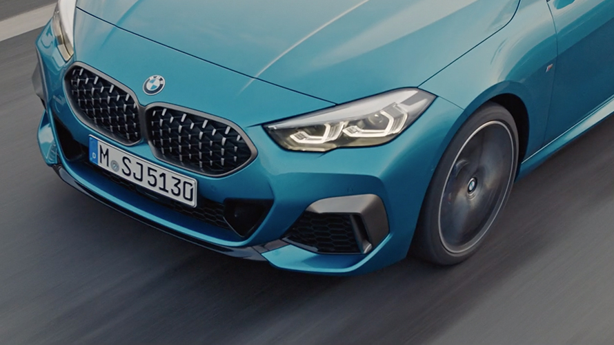 Филм BMW M235i xDrive Gran Coupé Филм BMW M235i xDrive Gran Coupé 2020 Black Sapphire металик F44