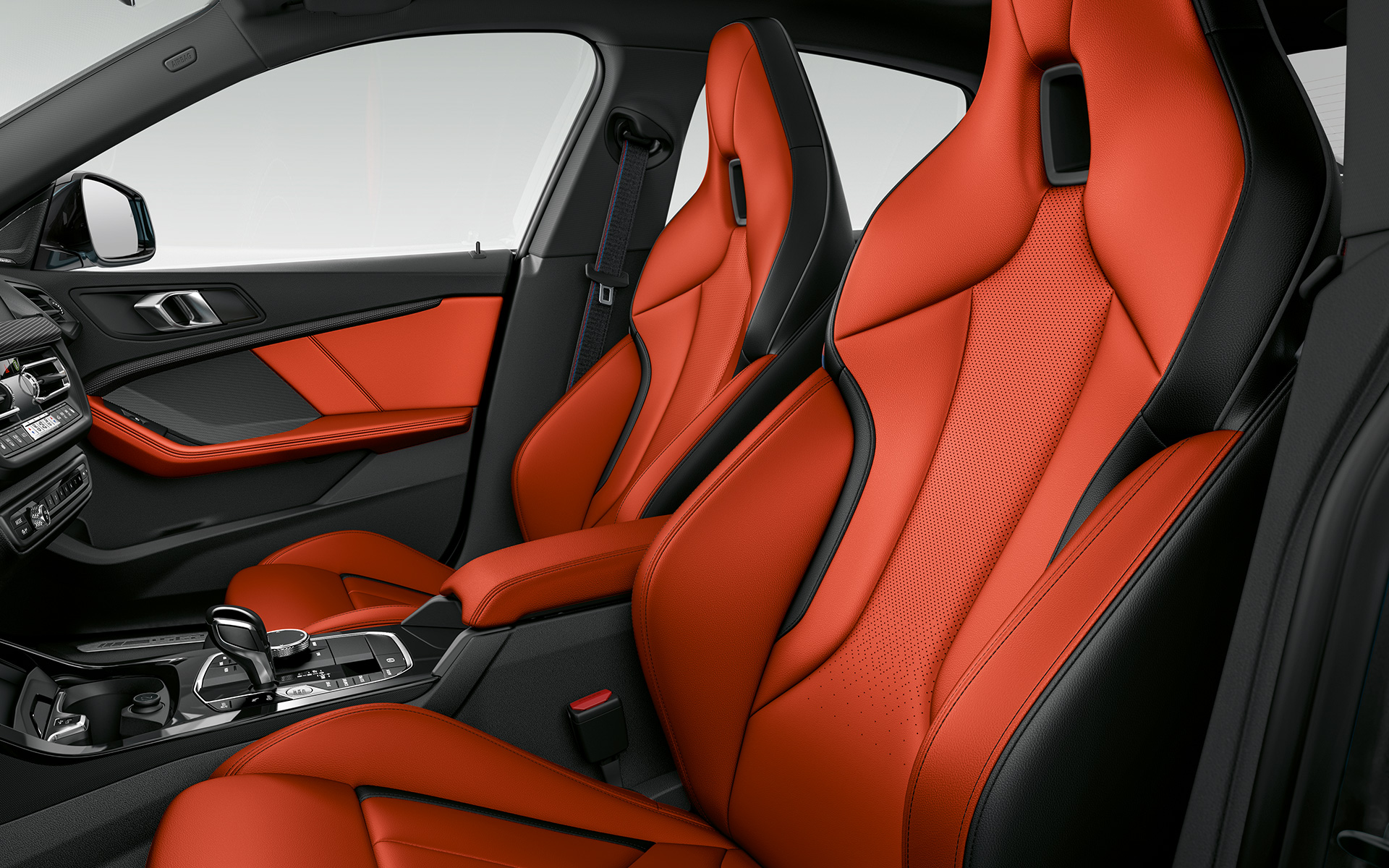 Ентериер BMW M235i xDrive Gran Coupé F44 Премиум ентериер BMW M235i xDrive Gran Coupé F44 2020 ентериер