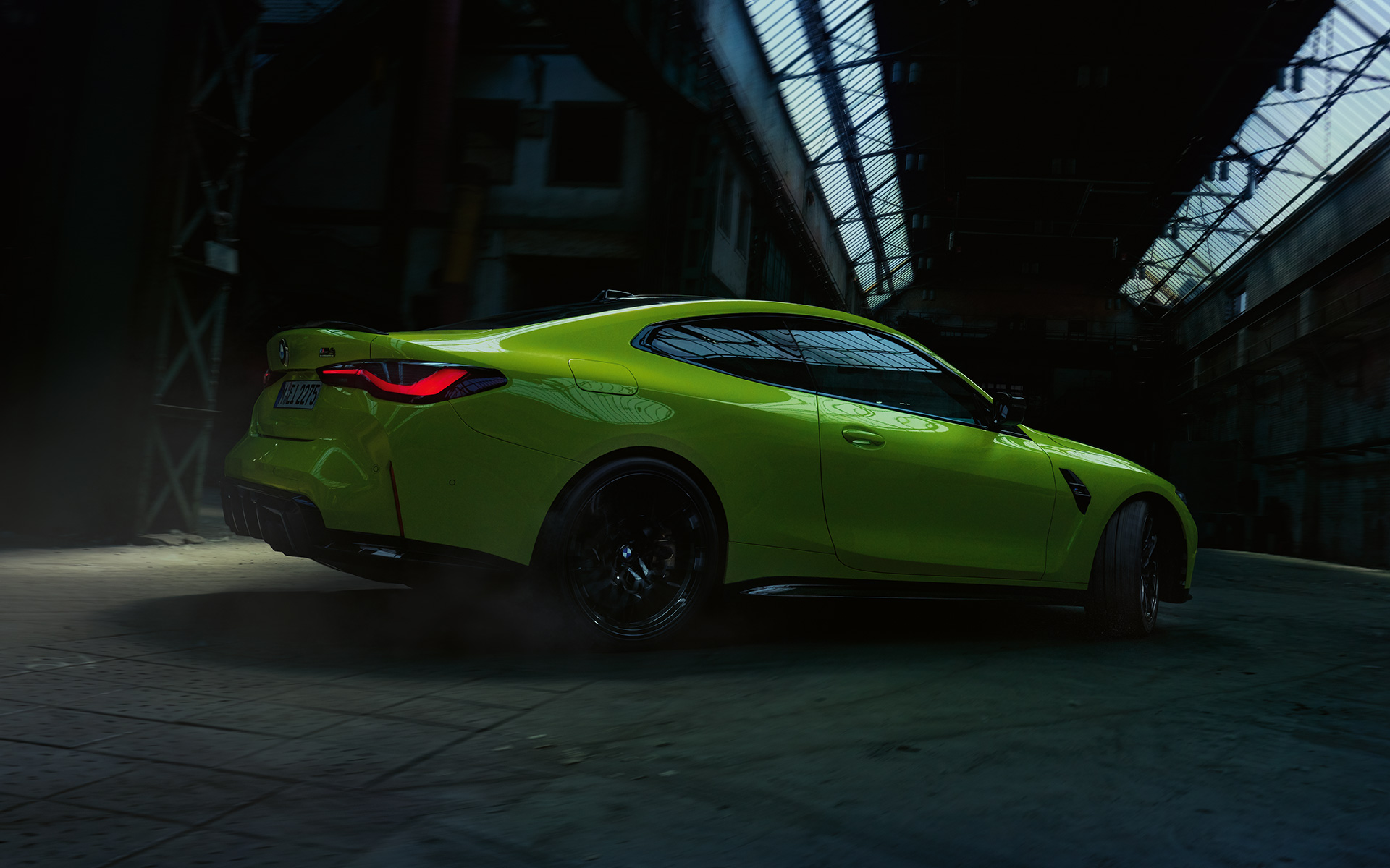 BMW M4 Competition Coupé G82 2020 Сао Паоло жолто три-четвртински страничен изглед