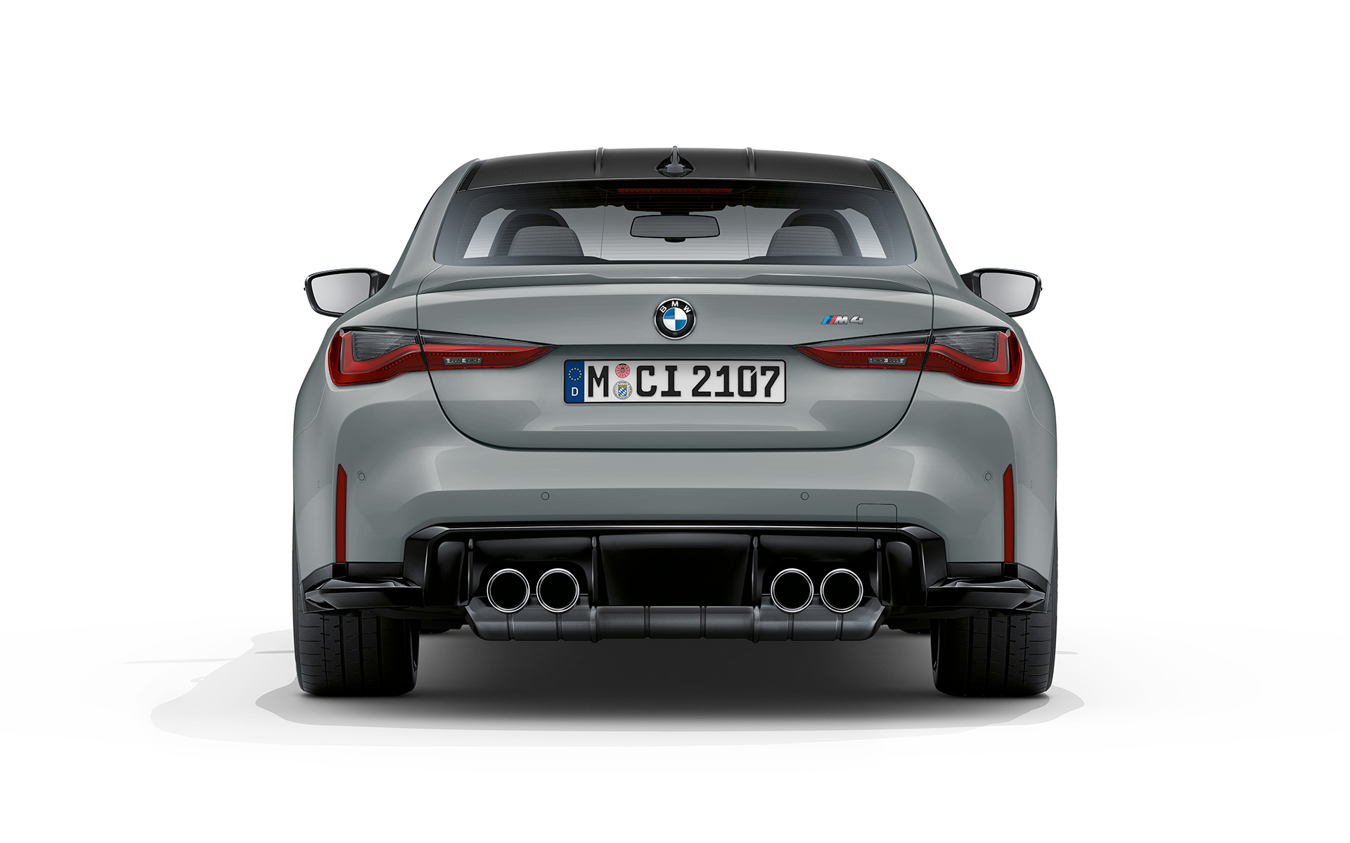 BMW M4 Coupé G82 2020 Brooklyn Grey metallic заден изглед