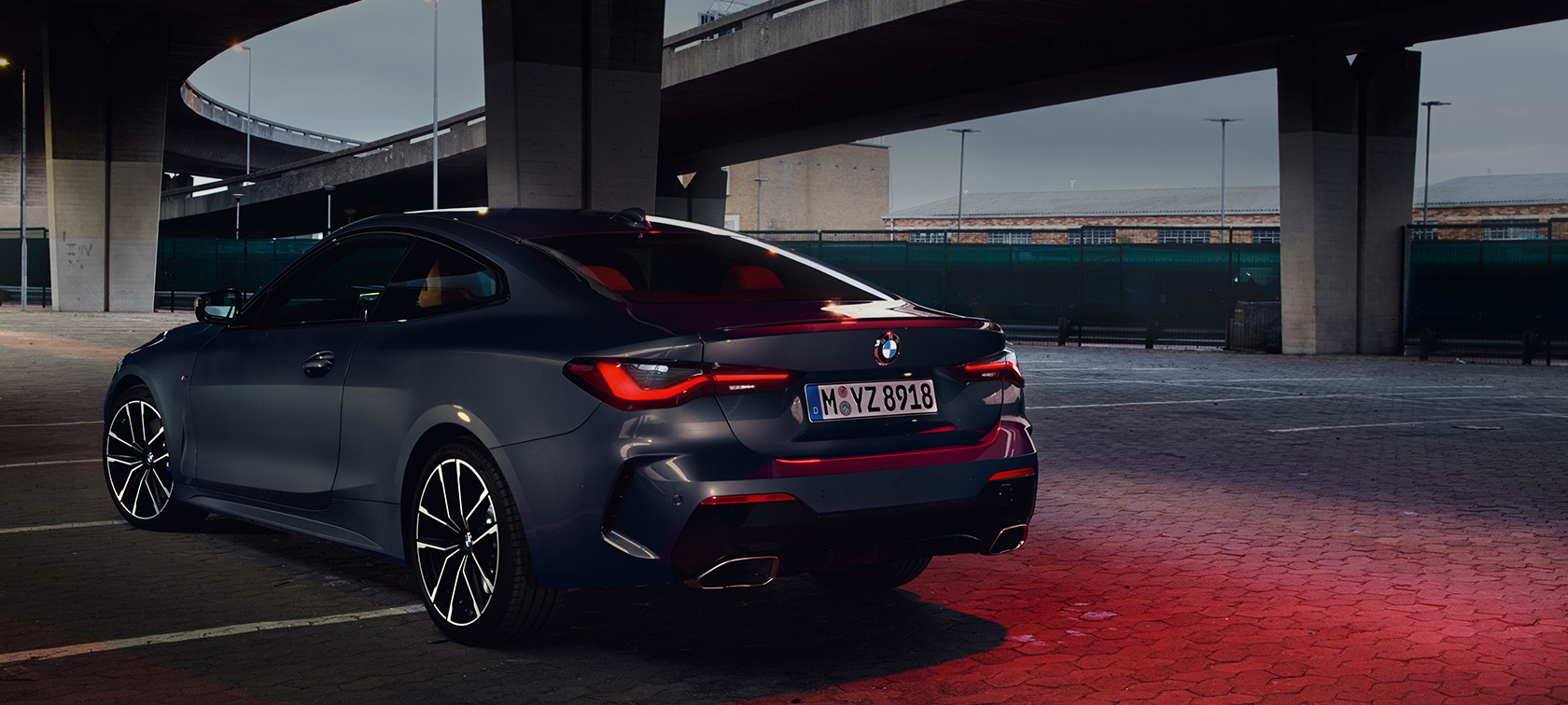 Three quarter rear view BMW M440i xDrive Coupé G22 2020 BMW M440i xDrive Coupé Dravite Grey metallic G22 2020 three quarter rear view