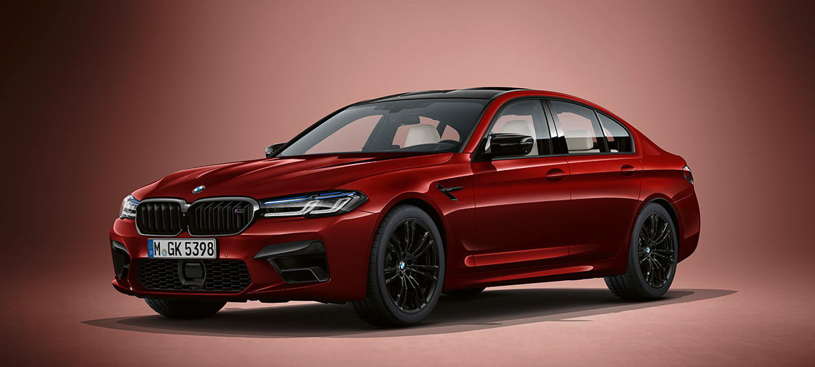 BMW Individual BMW M5 Sedan F90 LCI Facelift 2020 Aventurine Red metallic three-quarter front view BMW Individual BMW M5 Sedan F90 LCI Facelift 2020 Aventurine Red metallic three-quarter front view