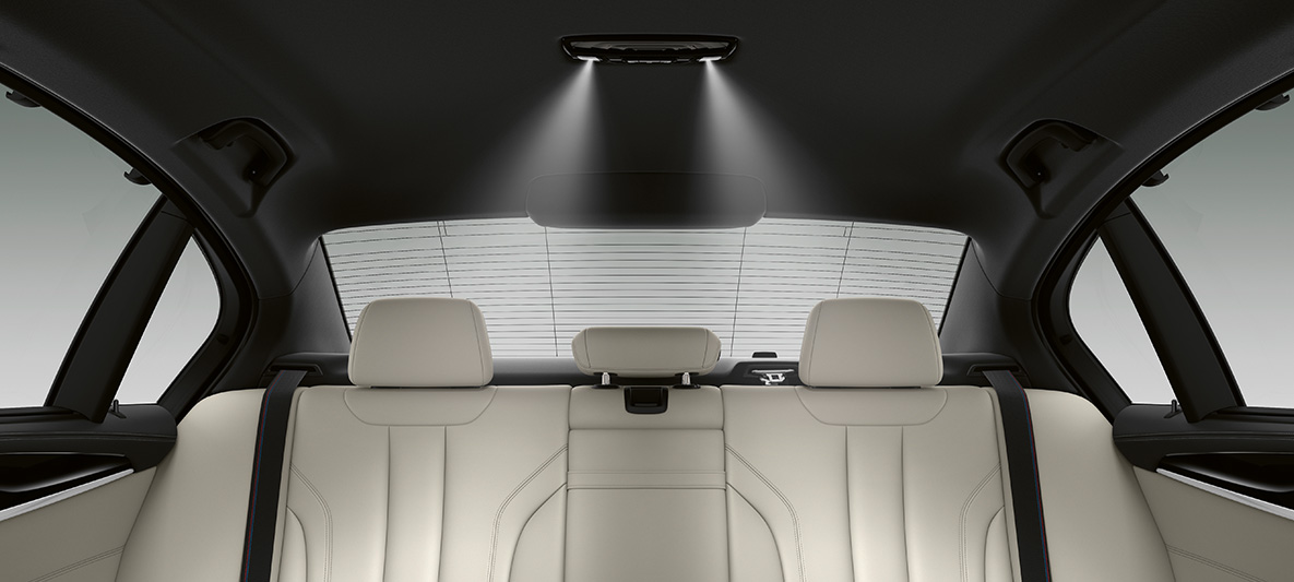 BMW Individual BMW M5 Sedan F90 LCI Facelift 2020 BMW Individual headliner Anthracite with lights interior BMW Individual BMW M5 Sedan F90 LCI Facelift 2020 BMW Individual headliner Anthracite with lights interior