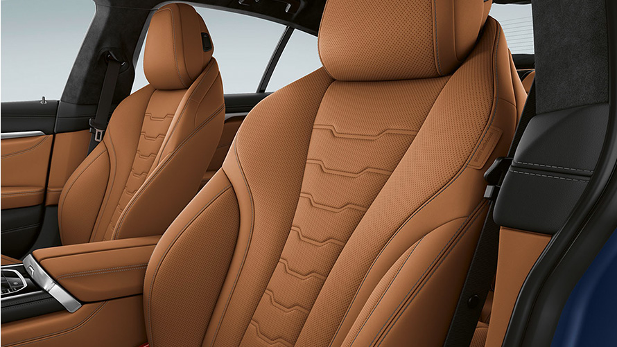 BMW M850i xDrive Gran Coupé G16 LCI Facelift 2022 внатрешност, мултифункционални седишта