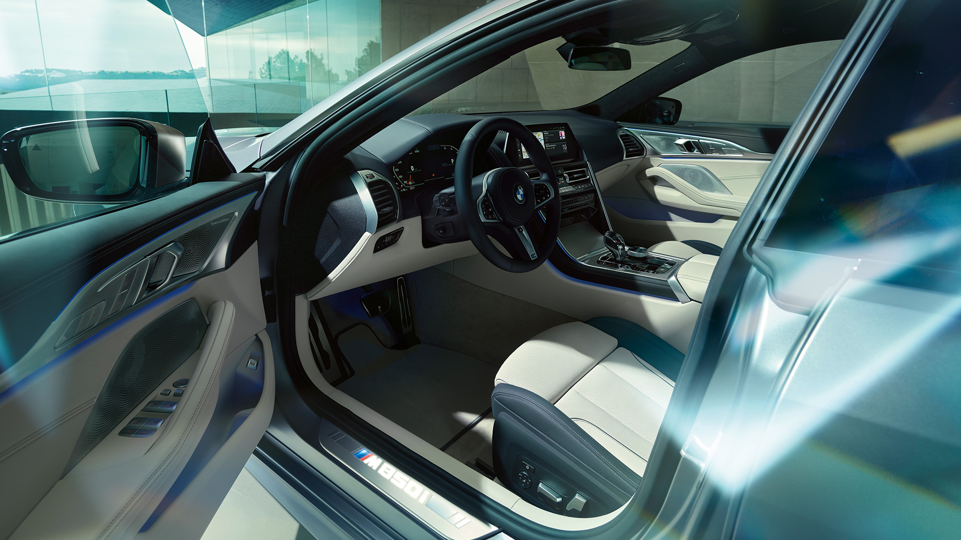 BMW M850i xDrive Gran Coupé, кокпит BMW M850i xDrive Gran Coupé, дизајн, кокпит
