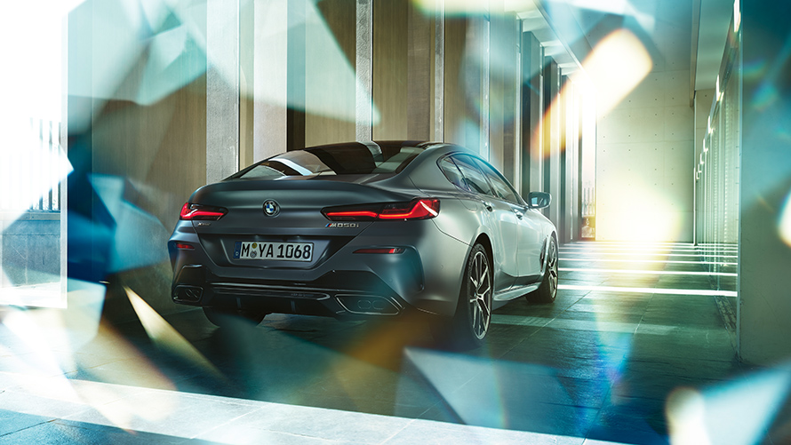 BMW M850i xDrive Gran Coupé, дизајн, поглед одзади, опрема