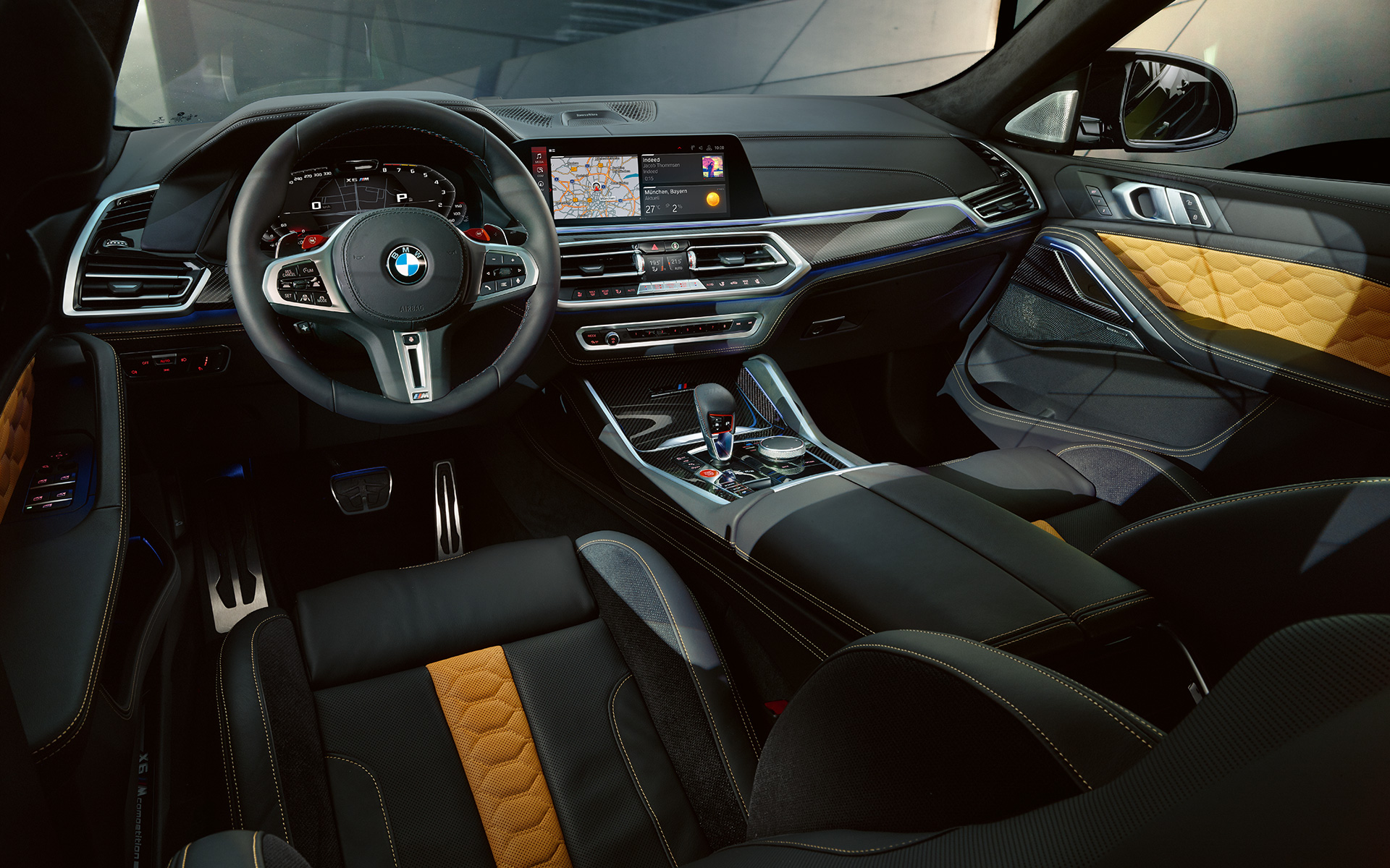 Кокпит на BMW X6 M Competition F96 Кокпит на BMW X6 M Competition F96 2020 SUV ентериер