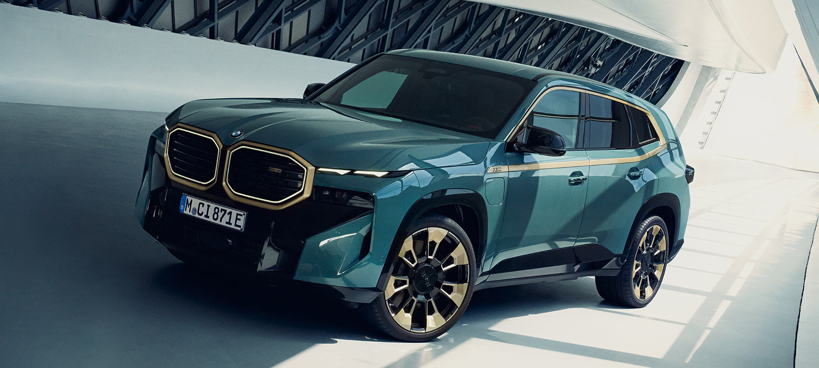 BMW XM G09 искуство на електрично возење BMW XM G09 PHEV искуство на електрично возење