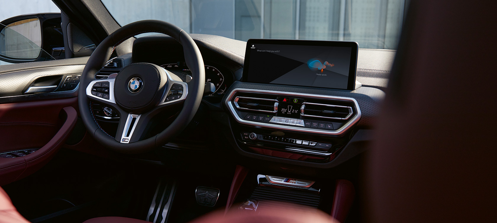 BMW X4 G02 внатрешност Tacora кожа во црвена боја 2021 BMW X4 G02 внатрешност Tacora кожа во црвена боја 2021