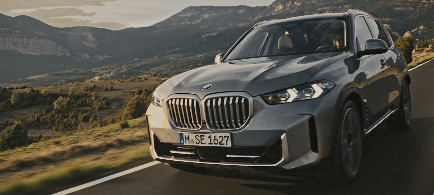 Видео Дизајн на надворешност BMW X5 G05 LCI BMW X5 G05 LCI Видео Дизајн на надворешност