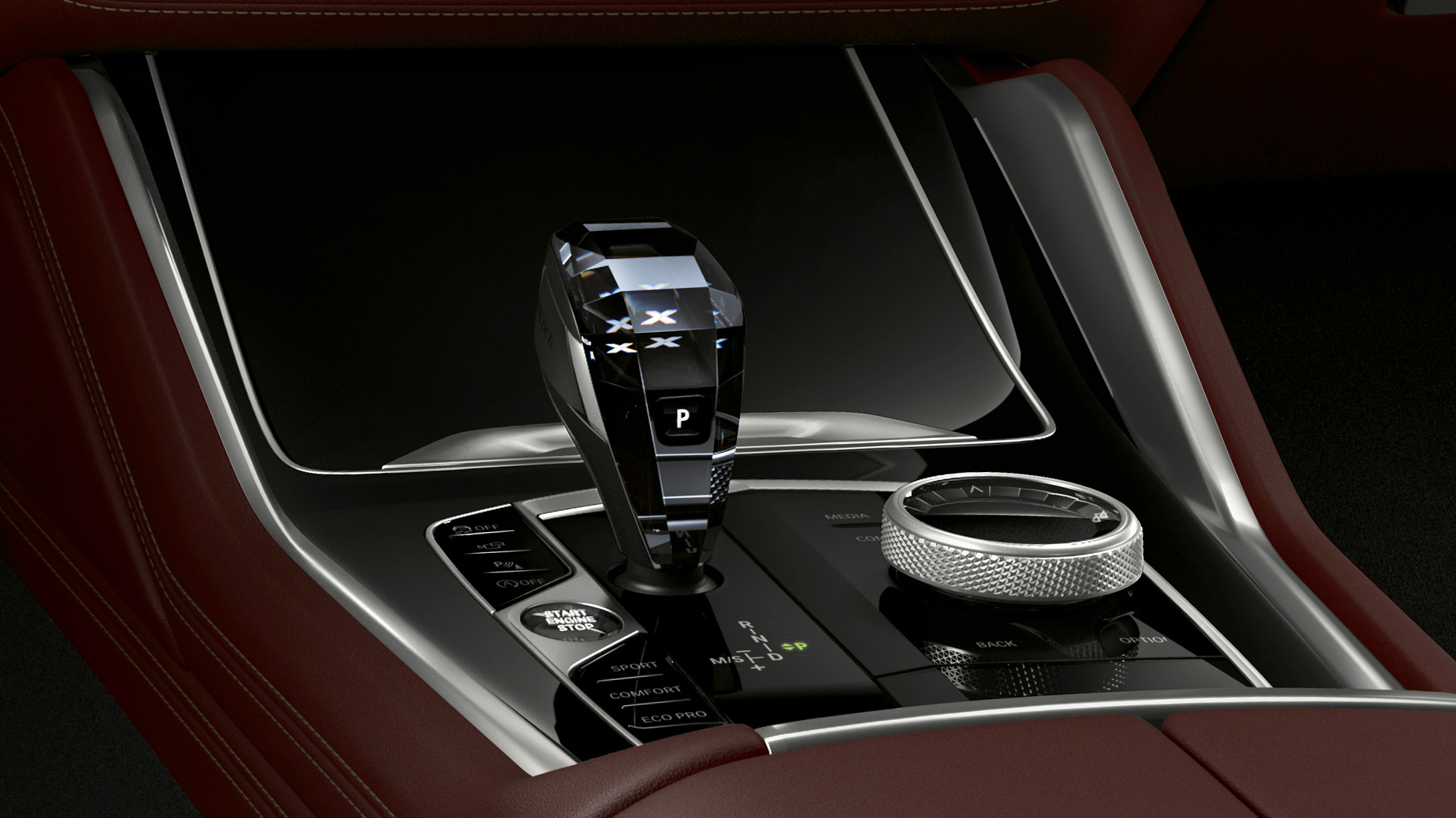 BMW X6 со BMW Individual, средишна конзола. BMW X6 внатрешност со BMW Individual, со фокус на средишна конзола.