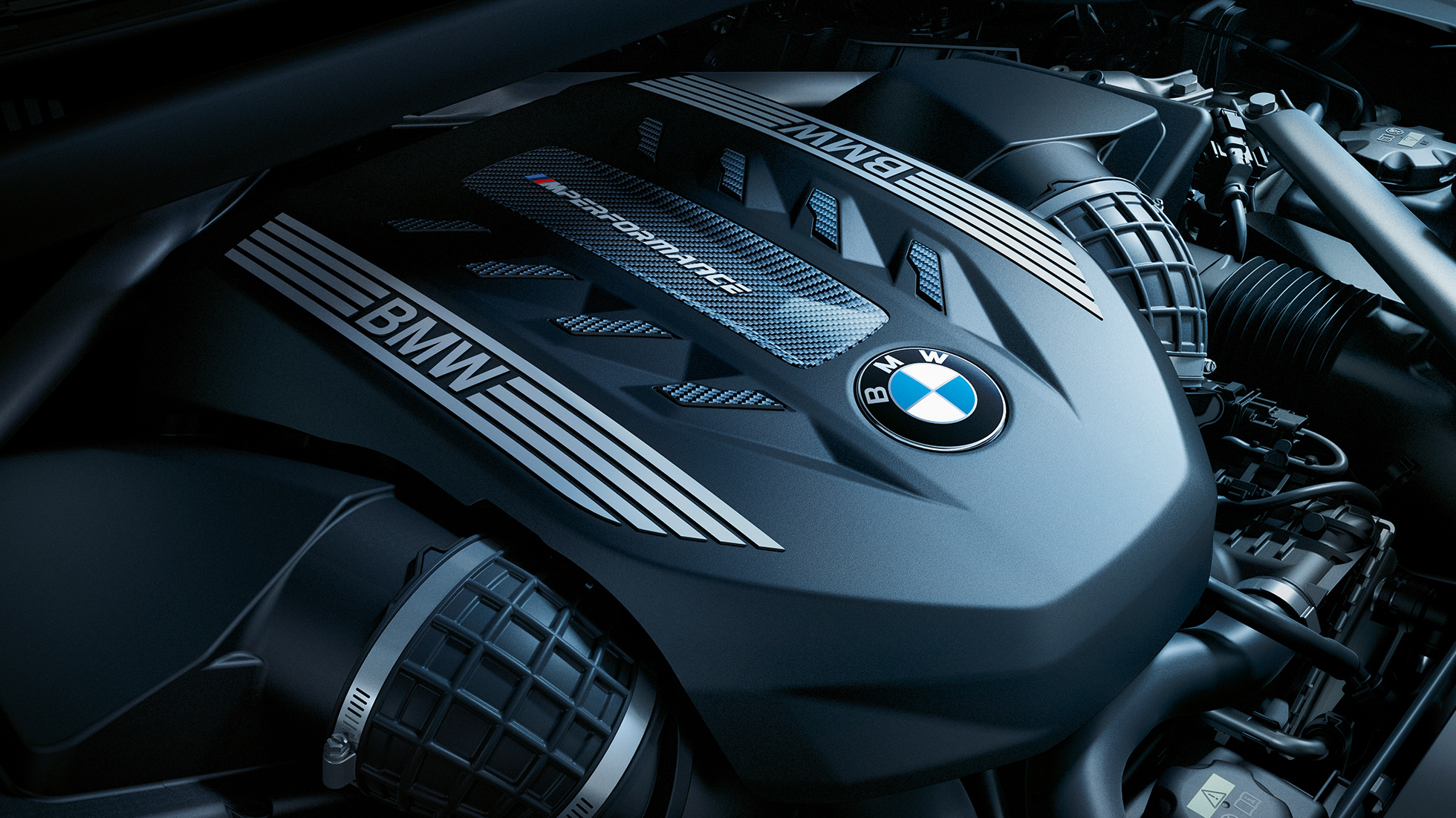 Моторот на BMW X6. Поглед одблизу на моторот на BMW X6.