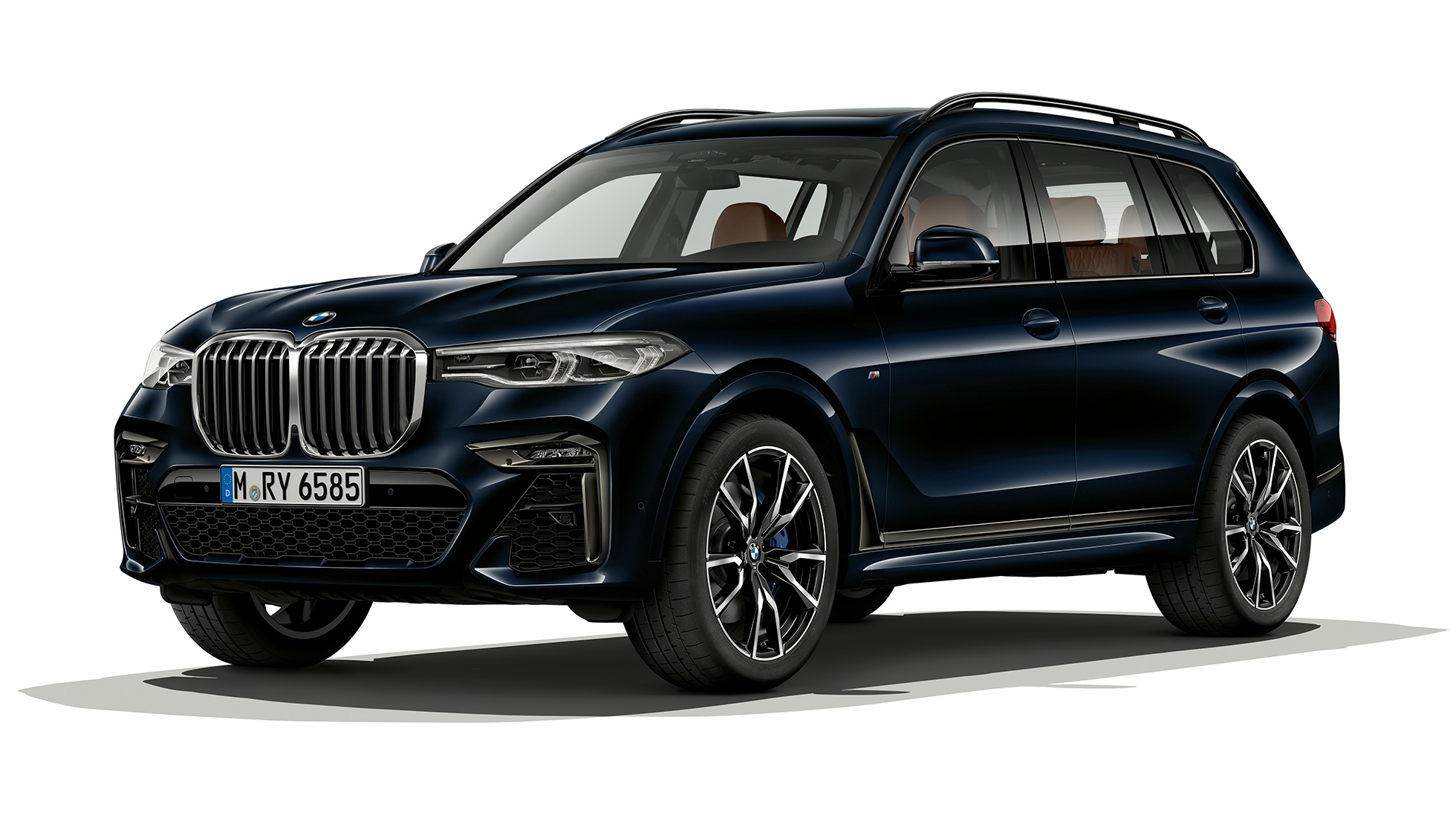 BMW X7 BMW Individual X7 40i xDrive Студиски кадар на BMW X7 тричетвртински преден поглед на BMW Individual X7 40i xDrive