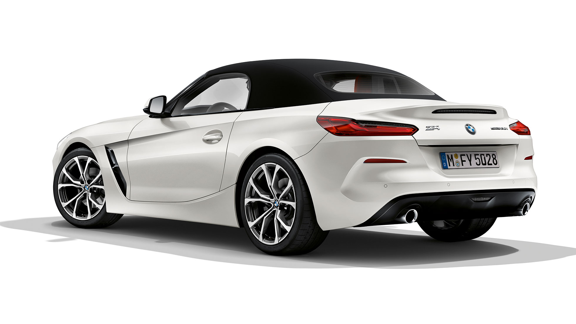 BMW Z4 Roadster модел Sport Line BMW Z4 Roadster модел Sport Line тричетвртински преден кадар