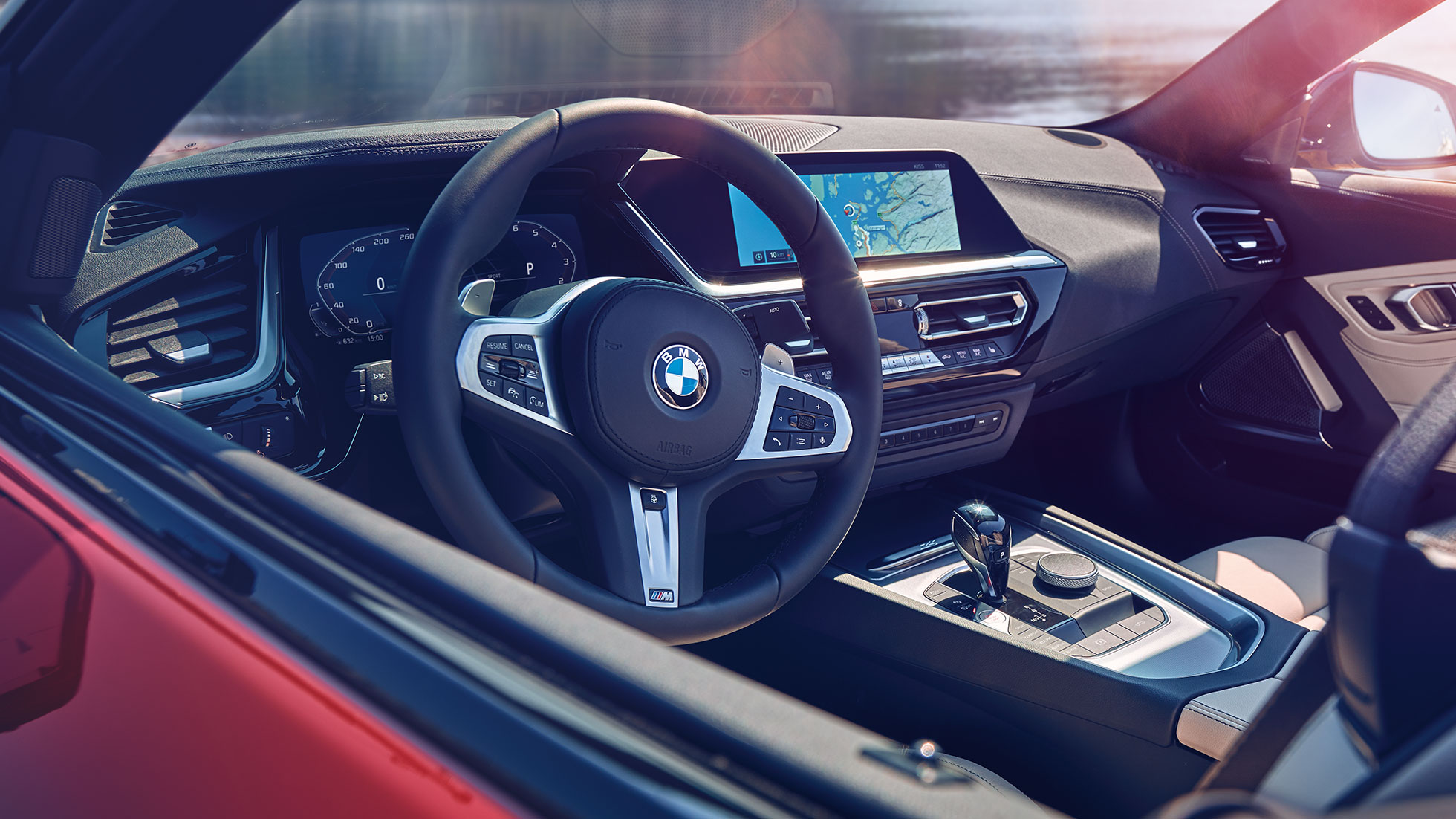 Кабина на BMW Z4 Roadster Поглед во кабината на BMW Z4 Roadster