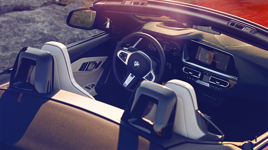BMW Z4 Roadster (G29) поглед од високо на кокпитот