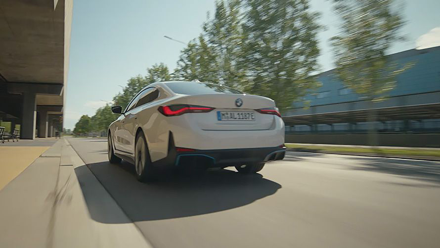 BMW електрични автомобили BMW i4 електрифицирано возење перформанси видео BMW електрични автомобили BMW i4 електрифицирано возење перформанси видео