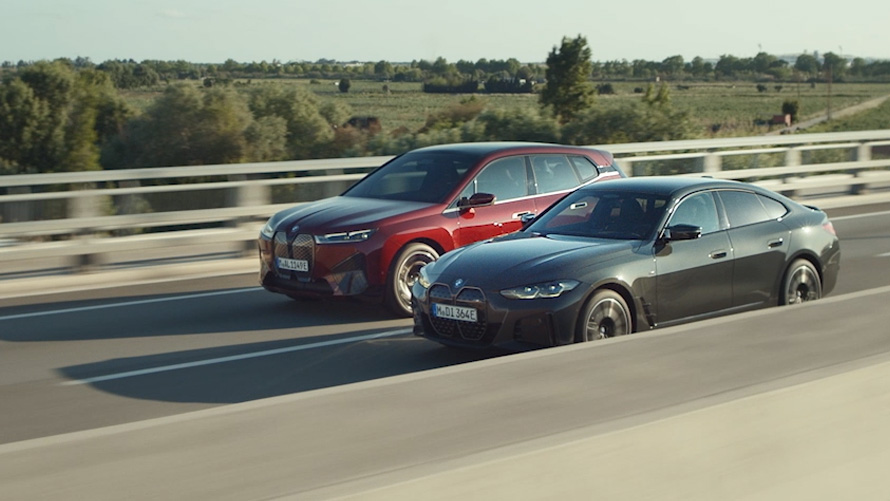 BMW електрични автомобили BMW i4 BMW iX ултимативно задоволство при возењето видео BMW електрични автомобили BMW i4 BMW iX ултимативно задоволство при возењето видео