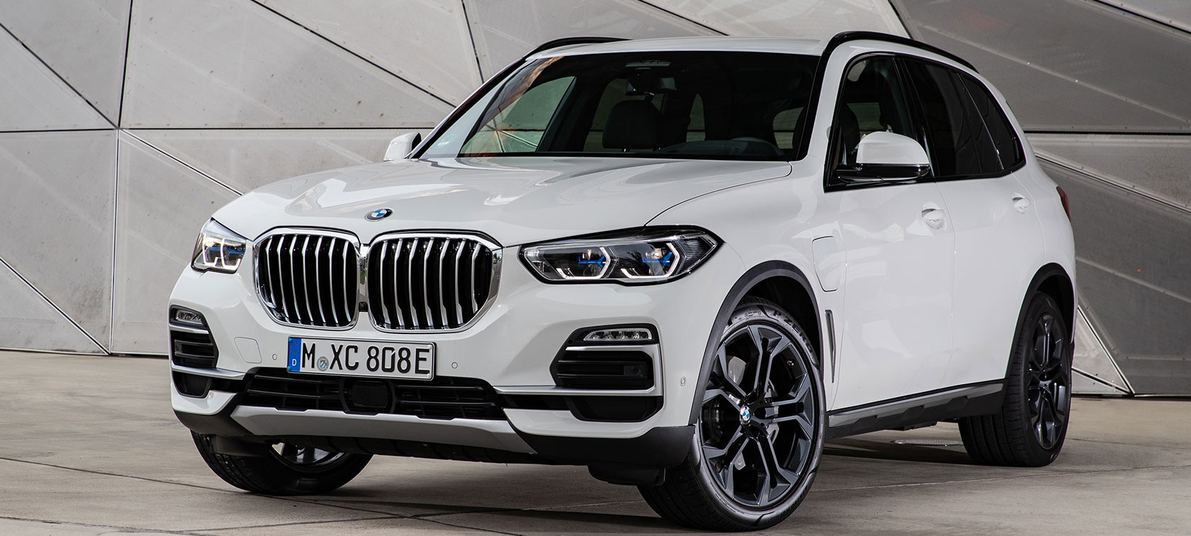 X5PHEV