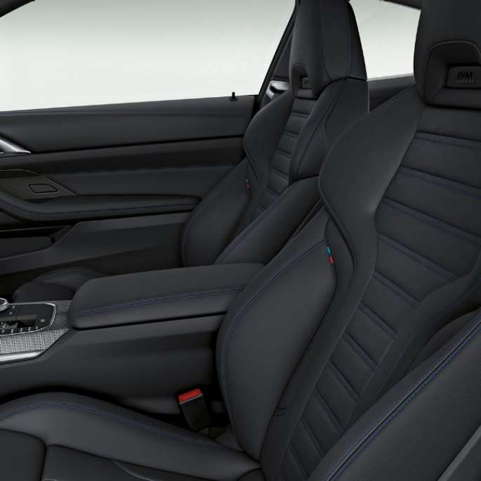BMW 4 Series Coupé G22 2020 M Sport package interior Cockpit