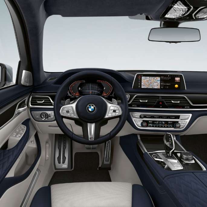 BMW Серија 7 Седан M Sport пакет, внатрешност Внатрешност на BMW Серија 7 Седан M Sport пакет