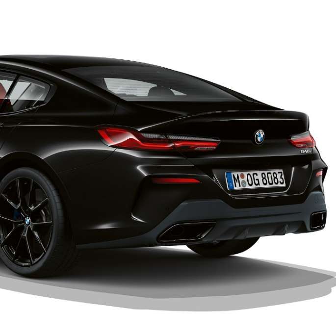 BMW серија 8 Gran Coupé, M Sport пакет, тричетвртински приказ одзади