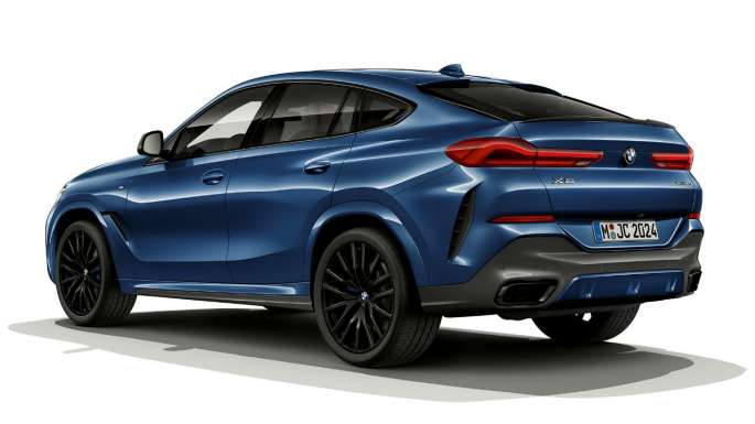 BMW X6 со M Sport пакет, тричетвртински приказ, одзади.